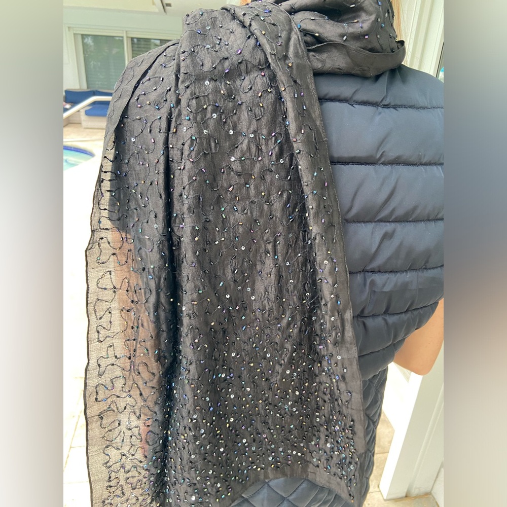 Oscar de la Renta 100% silk shawl, scarf wrap pashmina, made in India - Picture 3 of 11